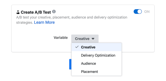Ρύθμιση δοκιμών a / b διαφήμισης facebook που δείχνει τις μεταβλητές επιλογές δημιουργικού, βελτιστοποίησης προβολής, κοινού και τοποθέτησης