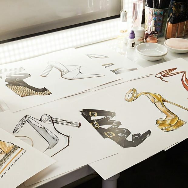 Σχεδίαση παπουτσιών της Jennifer Lopez