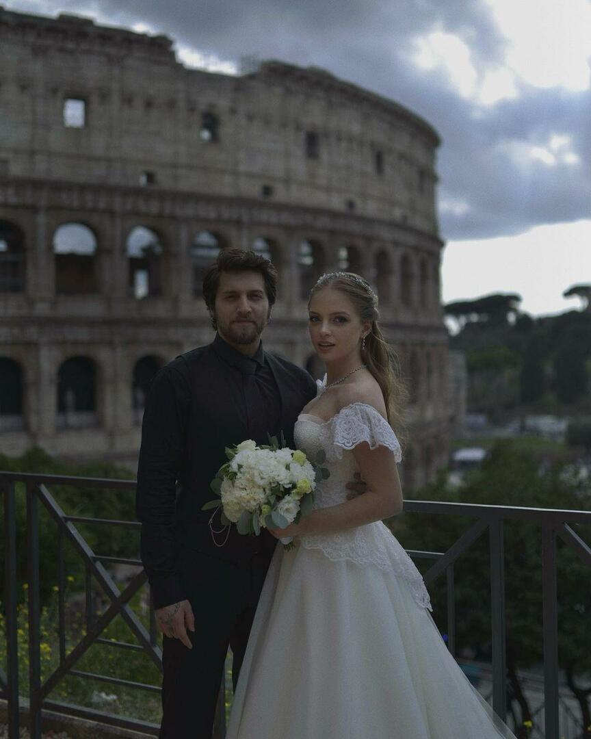 Ο γάμος του διάσημου ζευγαριού έγινε στη Ρώμη