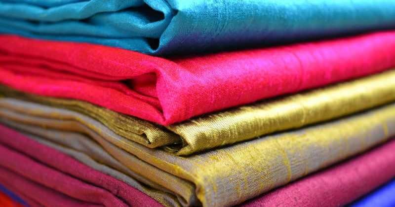 Πώς να καθαρίσετε το μεταξωτό ύφασμα; Κόλπα πλυσίματος μεταξωτών ρούχων