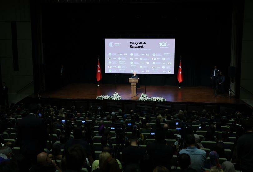 Έκθεση Αιχμάλωτων Επιστολών της Πρώτης Κυρίας Ερντογάν για την εκατονταετηρίδα της Ερυθράς Ημισελήνου