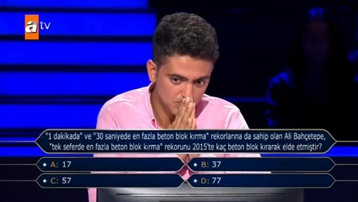 Ο Hikmet Karakurt έκανε το σήμα του στο Who Wants To Be Millionaire