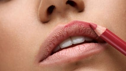 Κορυφαία 9 γυμνό επένδυση για τα χείλη
