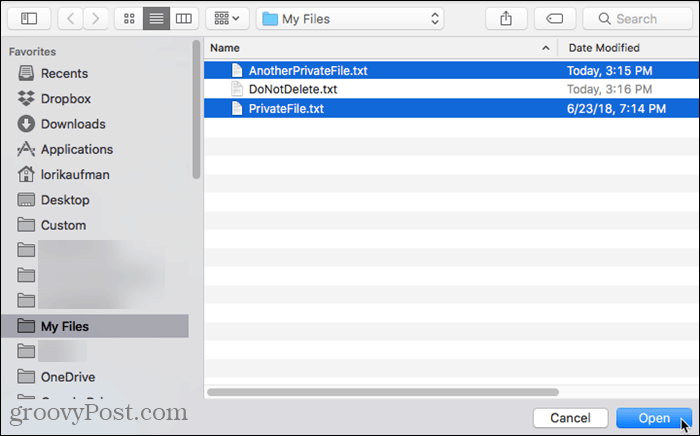 Επιλέξτε αρχεία που θέλετε να διαγράψετε στο CleanMyMac 3