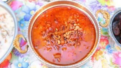 Πώς να φτιάξετε σούπα με βατόμουρα Αιγαίου; Η συνταγή για αιγαιοπελαγίτικη σούπα με μαυρομάτικα...