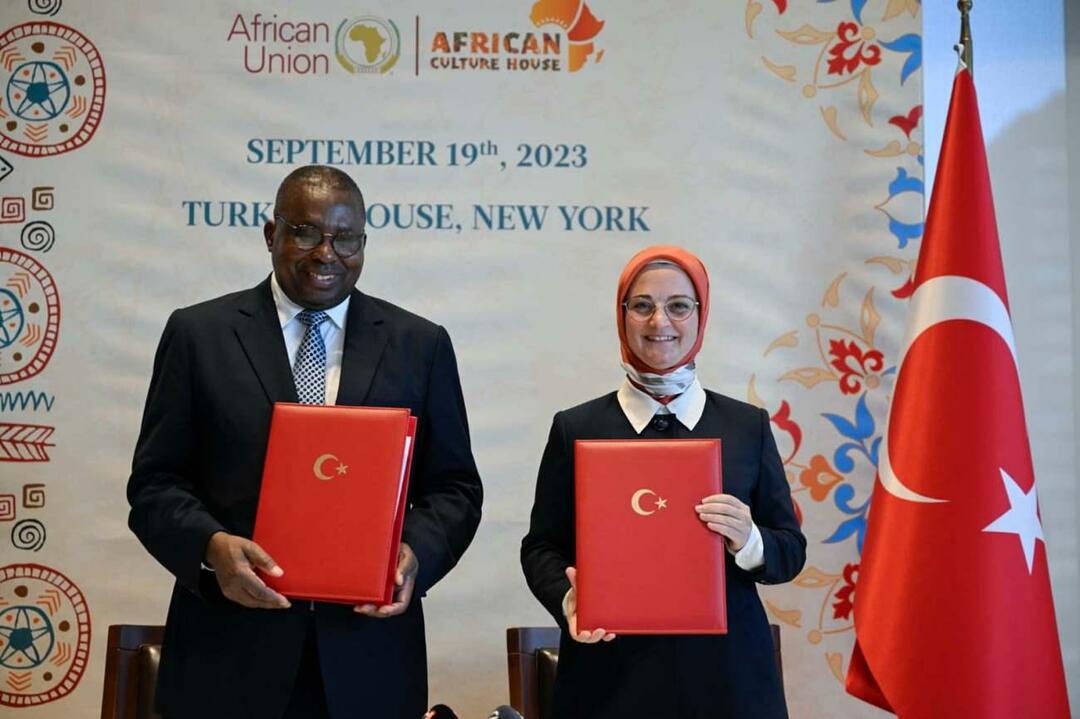 Πρωτόκολλο συνεργασίας που υπογράφηκε μεταξύ της Αφρικανικής Ένωσης και της Ένωσης Αφρικανικού Πολιτιστικού Σώματος