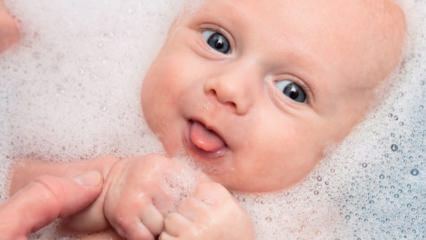 Είναι βλαβερό να πλένετε τα μωρά με αλάτι; Από πού προέρχεται ο αριθμός του νεογέννητου αλατιού του μωρού;