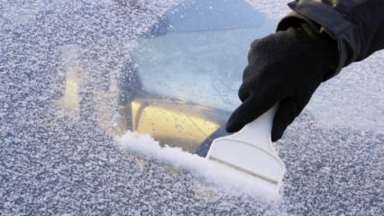 Πώς να αποτρέψετε τον πάγο από τα παράθυρα του αυτοκινήτου;