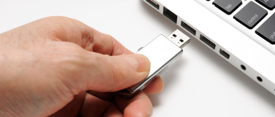 Πώς να δημιουργήσετε μια μονάδα δίσκου αποκατάστασης USB των Windows 11