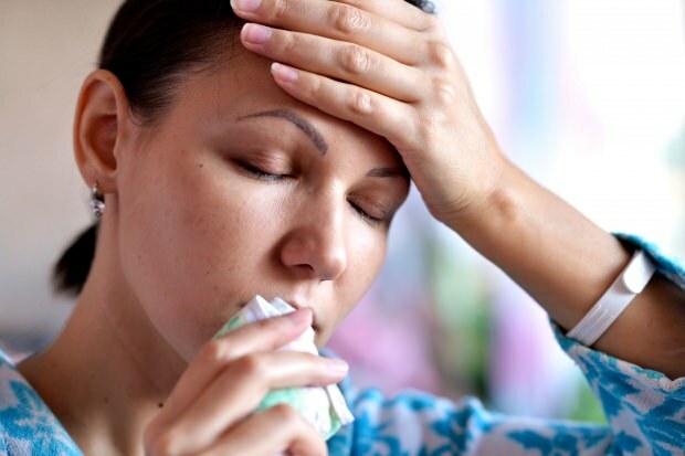 Τι προκαλεί πνευμονία; Ποια είναι τα συμπτώματα της πνευμονίας; Υπάρχει θεραπεία για πνευμονία;