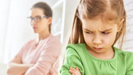 Τι να κάνετε εάν το παιδί σας δεν θέλει να σας μιλήσει;