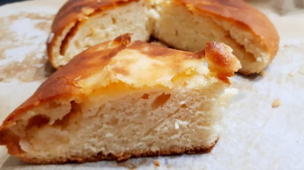 Πώς να φτιάξετε ψωμάκια Ossetian; Κόλπα του κουλούρι της Οσετίας