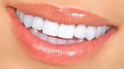 Φυσικές μέθοδοι λεύκανσης δοντιών