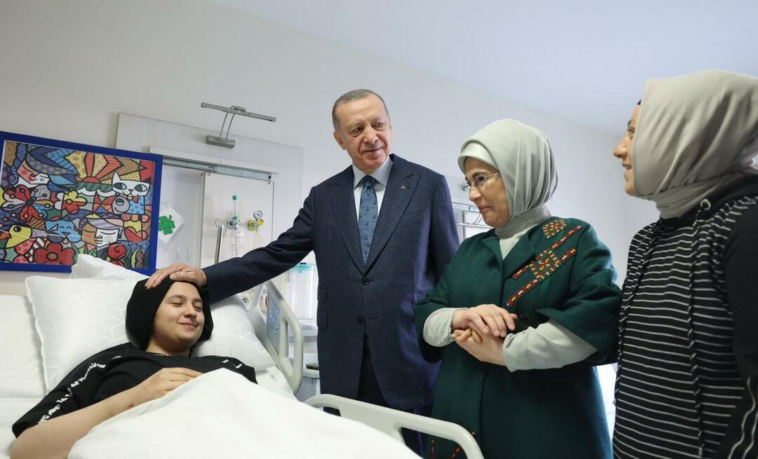 Ο Πρόεδρος Ερντογάν και η σύζυγός του Εμινέ Ερντογάν συναντήθηκαν με τα παιδιά της καταστροφής