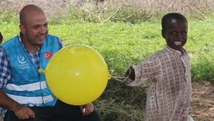 Η έκπληξη των παιδιών που είδαν μπαλόνια για πρώτη φορά