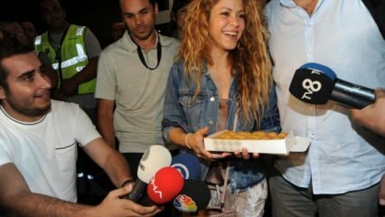 Έλεγχος καλωσορίσματος στο Shakira που ήρθε στην Κωνσταντινούπολη