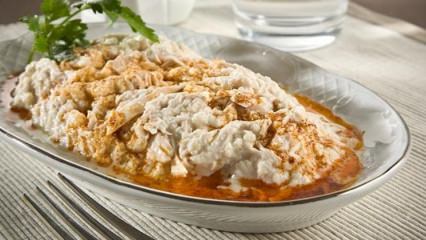 Πώς παρασκευάζεται το κοτόπουλο Circassian; 