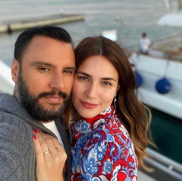 Η σύζυγος της Alişa, Buse Varol, είναι έγκυος με το δεύτερο μωρό της 