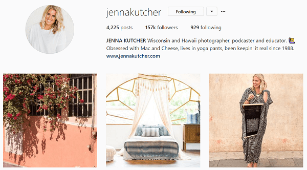 Η Jenna σκέφτεται τη ροή της στο Instagram σαν ένα περιοδικό.
