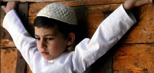 Τι πρέπει να γίνει για το παιδί που δεν προσεύχεται;