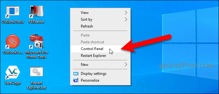 Ο πίνακας ελέγχου που είναι διαθέσιμος στο μενού με το δεξιό κουμπί του ποντικιού στην επιφάνεια εργασίας των Windows 10