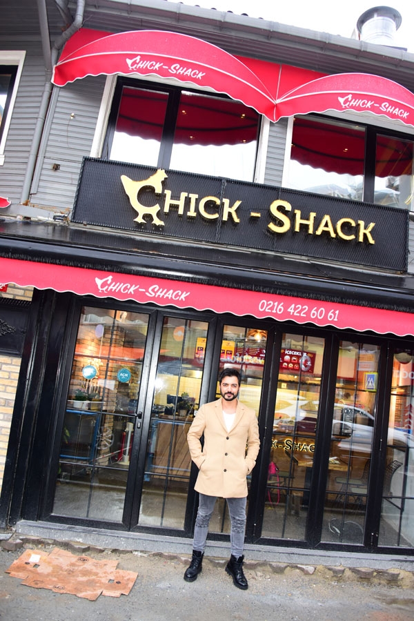 Ο Yusuf Güney άνοιξε το Chicken Shop στο Çengelköy!