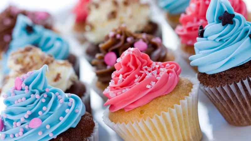 Πώς να φτιάξετε το ευκολότερο cupcake; Συμβουλές για την κατασκευή ενός cupcake