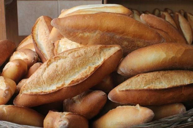 Είναι επιβλαβές το ψωμί; Τι γίνεται αν δεν τρώτε ψωμί για 1 εβδομάδα; Μπορούμε να ζήσουμε με ψωμί και νερό;