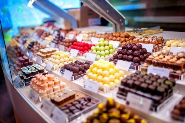 Πού να αγοράσετε εορταστική σοκολάτα και ζάχαρη;