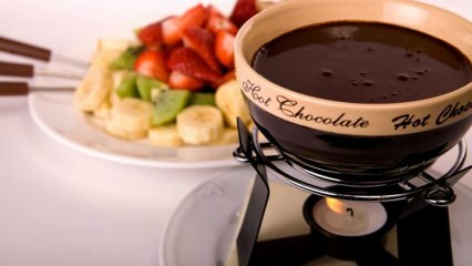 Μήπως φαγητό fondue να κερδίσει το βάρος; Σοκολάτα fondue συνταγή στο σπίτι