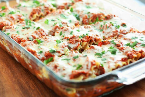 Πώς να φτιάξετε την ευκολότερη λαζάνια κιμά Συνταγή ζύμης Masterchef Lasagna