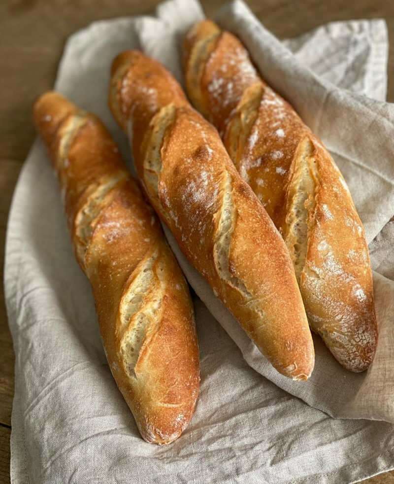Πώς να φτιάξετε το πιο εύκολο ψωμί μπαγκέτα; Συμβουλές για γαλλικό ψωμί μπαγκέτα