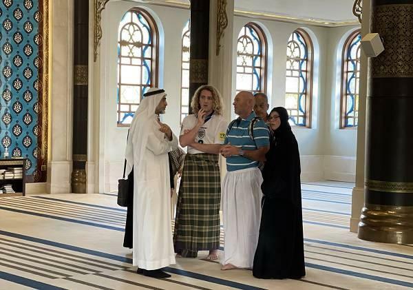 Οι τουρίστες στο Κατάρ συναντούν τις ομορφιές του Ισλάμ