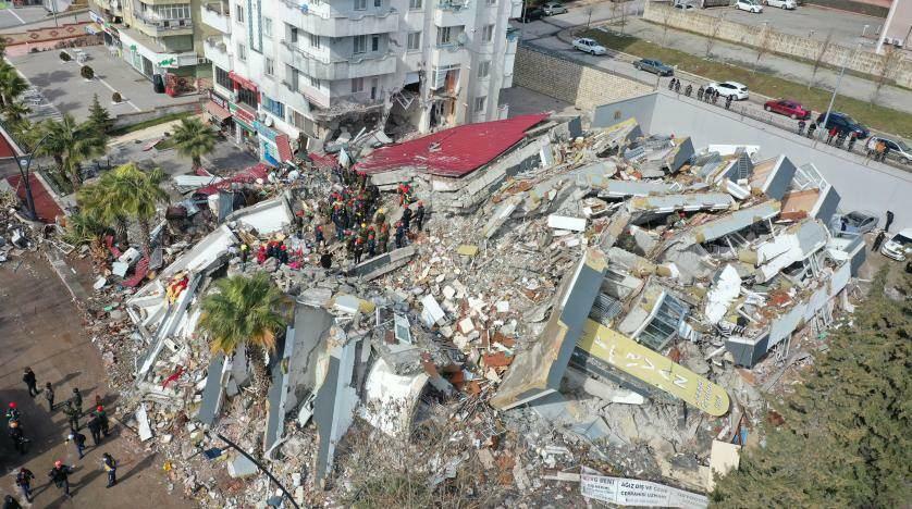 Διαβάστηκαν χαιρετισμοί για τους νεκρούς στον σεισμό