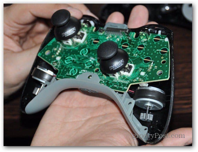 Αλλαγή του ελεγκτή Xbox 360 αναλογική thumbsticks νέα μπαστούνια στο