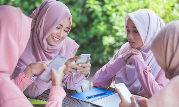 Πώς πρέπει να είναι οι σχέσεις φιλίας σύμφωνα με το Ισλάμ;