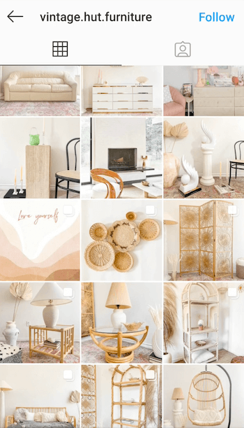 παράδειγμα στιγμιότυπου οθόνης της τροφοδοσίας instagram @ vintage.hut.furniture που δείχνει την κίτρινη απόχρωση για αντίκες στυλ των αναρτήσεων εικόνας σε λευκά, μαυρίσματα και ουδέτερα χρώματα