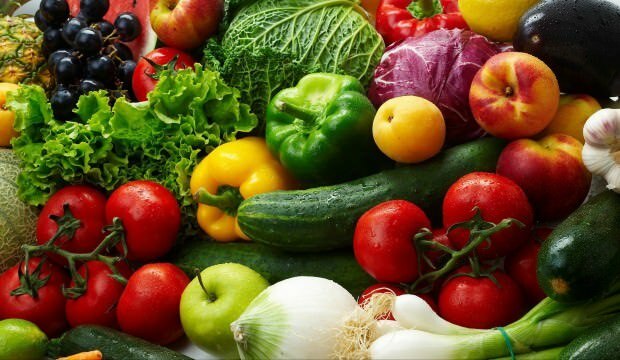 Πράγματα που πρέπει να εξετάσετε κατά την αγορά λαχανικών και φρούτων