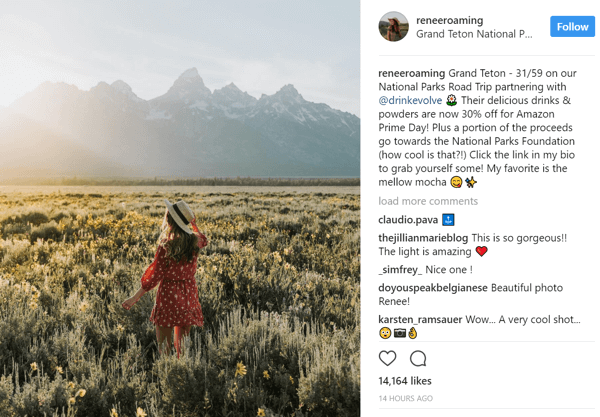 Η επιρροή του Instagram, Renee Hahnel, μοιράζεται έναν σύνδεσμο προώθησης έκπτωσης Drink Evolve στο βιογραφικό της.
