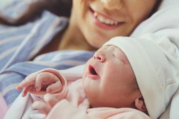 Πώς γίνεται η επισκληρίδια αναισθησία; Επισκληρίδιο γέννηση