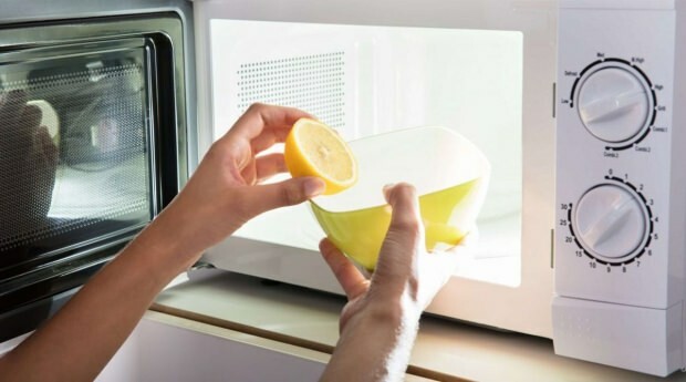 Πώς καθαρίζεται το φούρνο μικροκυμάτων; Η πιο πρακτική μέθοδος καθαρισμού ...