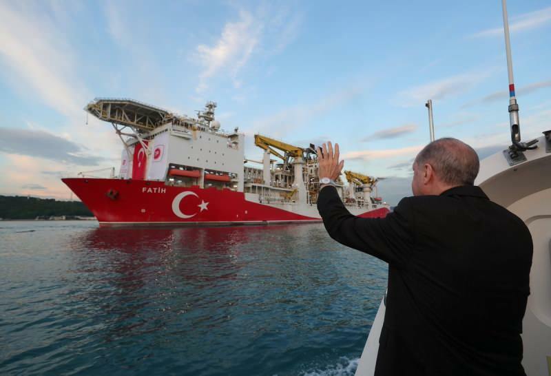 Κατακτητής που βρίσκει αποθέματα φυσικού αερίου στη Μαύρη Θάλασσα 