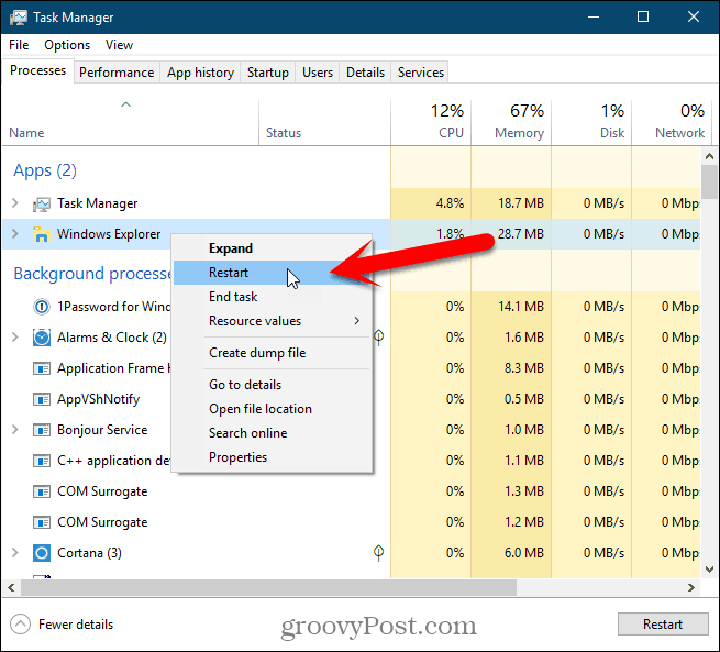 Κάντε δεξιό κλικ στη διαδικασία της Εξερεύνησης των Windows και επιλέξτε Επανεκκίνηση από το Windows 10 Task Manager