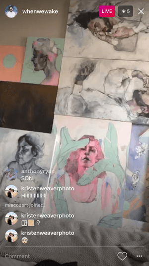 Το προφίλ του καλλιτέχνη όταν ξύπνησε χρησιμοποίησε το Instagram ζωντανά για να ρίξει μια ματιά σε μερικούς από τους νέους πίνακες του.