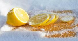 Απίστευτη θεραπεία παγωμένου λεμονιού! Πώς να καταναλώσετε κατεψυγμένο λεμόνι;
