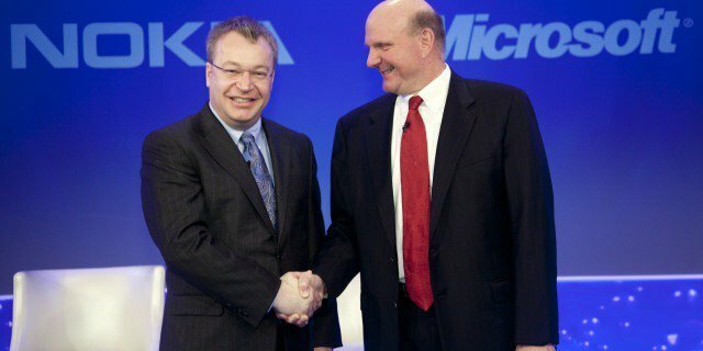 Η Microsoft αγοράζει συσκευές και υπηρεσίες της Nokia, Stephen Elop Επιστρέφοντας στη Microsoft