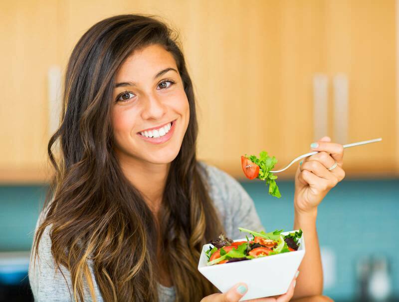 Πώς να κάνετε μια δίαιτα σαλάτας; Λίστα διατροφής σαλάτας