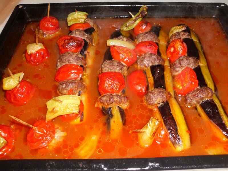 Τι είναι το λέβητα κεμπάπ; Πώς κατασκευάζεται το Kazan Kebab; Τα κόλπα του καζάν Καζάν ...
