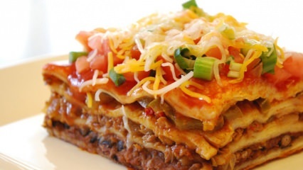Τι είναι η Lasagna; Η πιο πρακτική συνταγή λαζάνια με κιμά