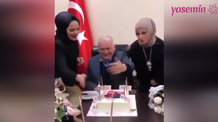 Η κερί του Binali Yıldırım που φυσάει φτάνει τα κοινωνικά μέσα!